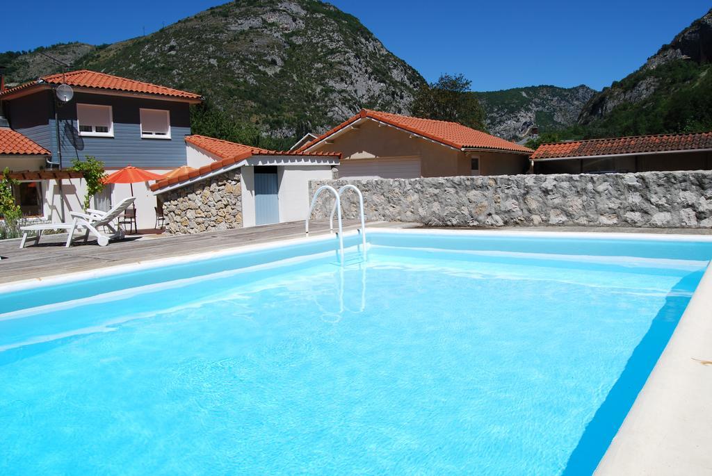 Les Terrasses De Castelmerle Niaux Room photo