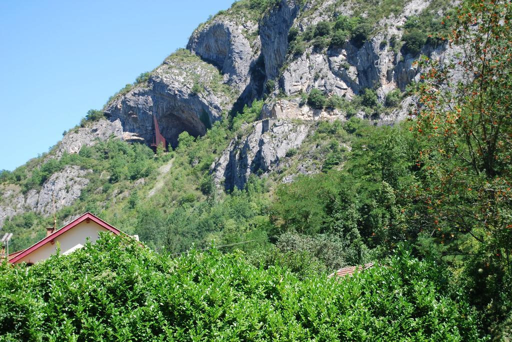Les Terrasses De Castelmerle Niaux Room photo